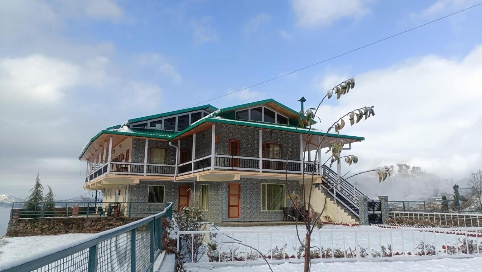 Highfield Villa Kanatal Exterior photo