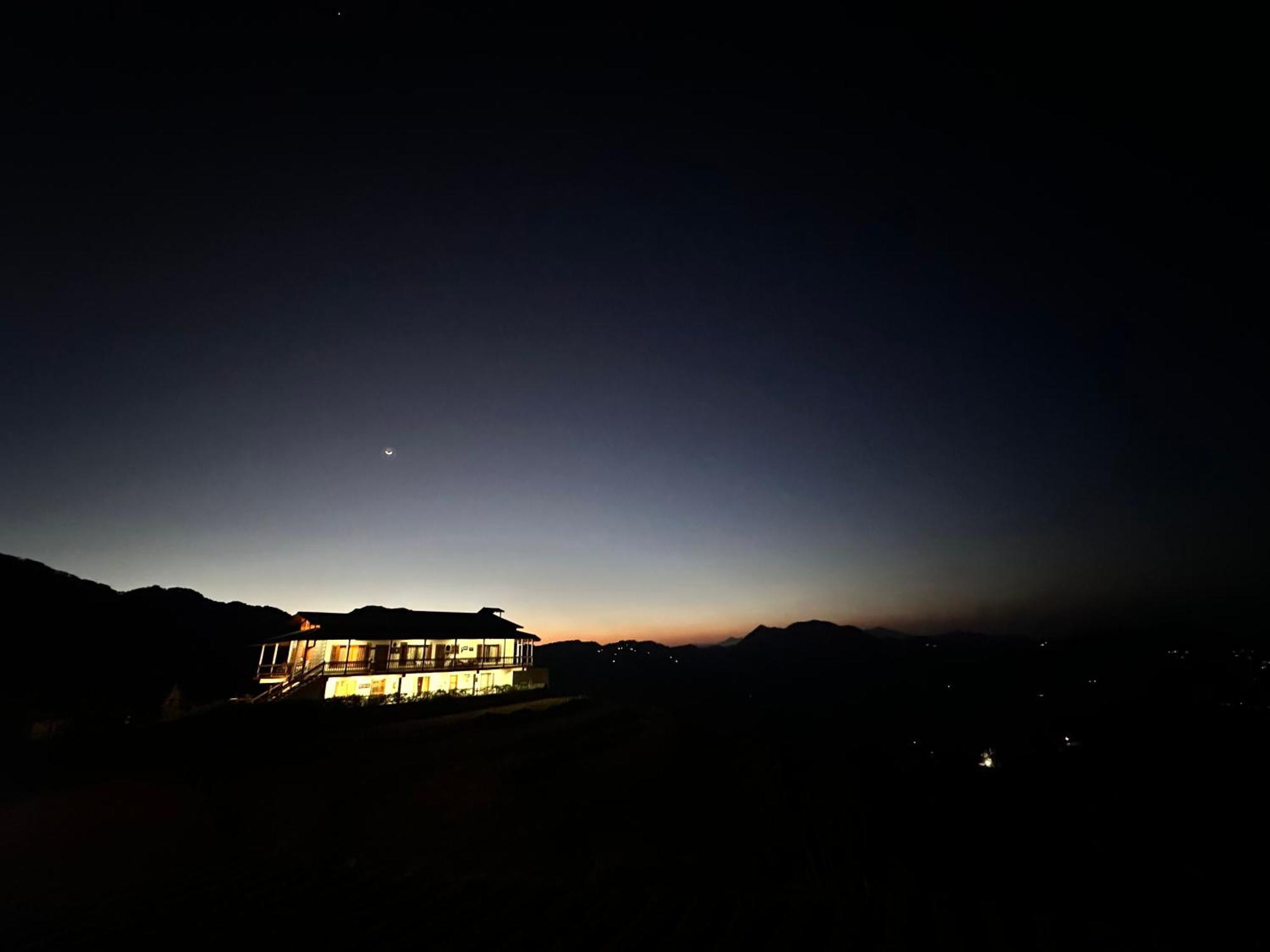 Highfield Villa Kanatal Exterior photo